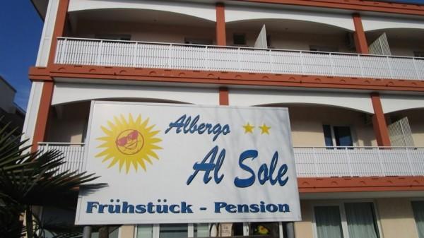 Albergo Al Sole Grado Exterior foto